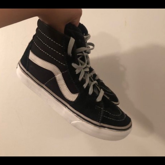 Vans - Picture 2 of 2